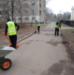 Службы благоустройства приводят в порядок территорию Дмитровского округа перед зимней эксплуатацией