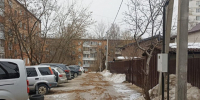 Скользкий путь на 2ой Центральной улице в Дмитрове обработали песком и солью - Regions.Ru
