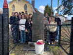 В Дмитрове студенты-медики облагородили мемориалы в память о героях войны