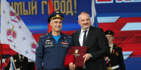 Звание «Почетный гражданин Дмитровского округа» присвоили Герою России Евгению Тарелкину - Regions.Ru