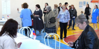 В Дмитрове жители отдают голоса целыми семьями на муниципальных выборах - Regions.Ru