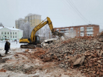В Дмитрове сносят старые деревянные бараки для новой пристройки к школе №2